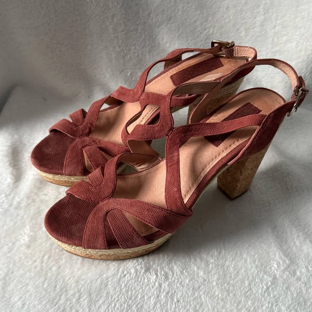 Nurture Heels Women's Strappy Sandals - Brown Size‎ 8.5M Party Career New